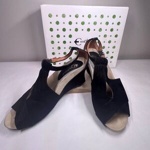 Earthies - Suede Wedge Sandals - Black Suede